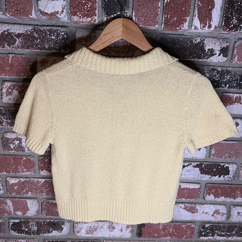 Women’s Stradivarius Rustic knit polo top in buttermilk Yellow - Picture 5 of 7
